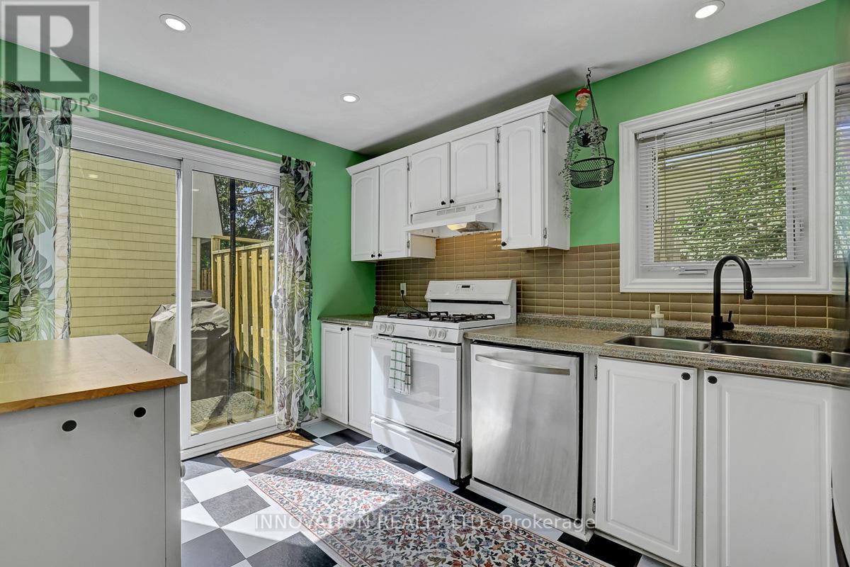239 Salter Crescent, Ottawa, Ontario  K2K 1Z2 - Photo 9 - X13457350