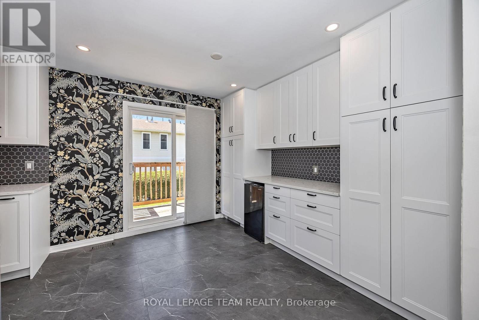C - 276 Dalehurst Drive, Ottawa, Ontario  K2G 4J5 - Photo 13 - X13457352