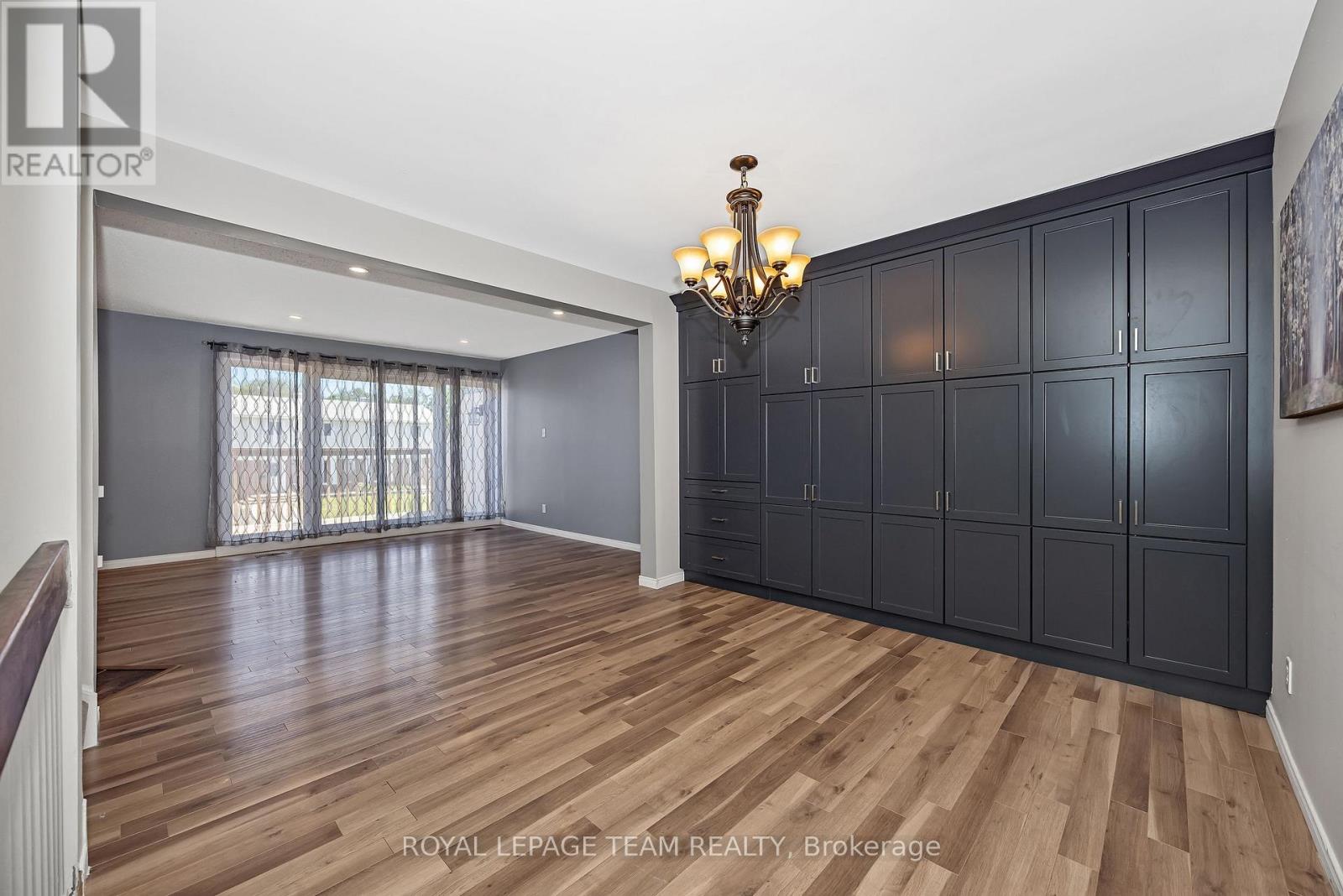 C - 276 Dalehurst Drive, Ottawa, Ontario  K2G 4J5 - Photo 4 - X13457352