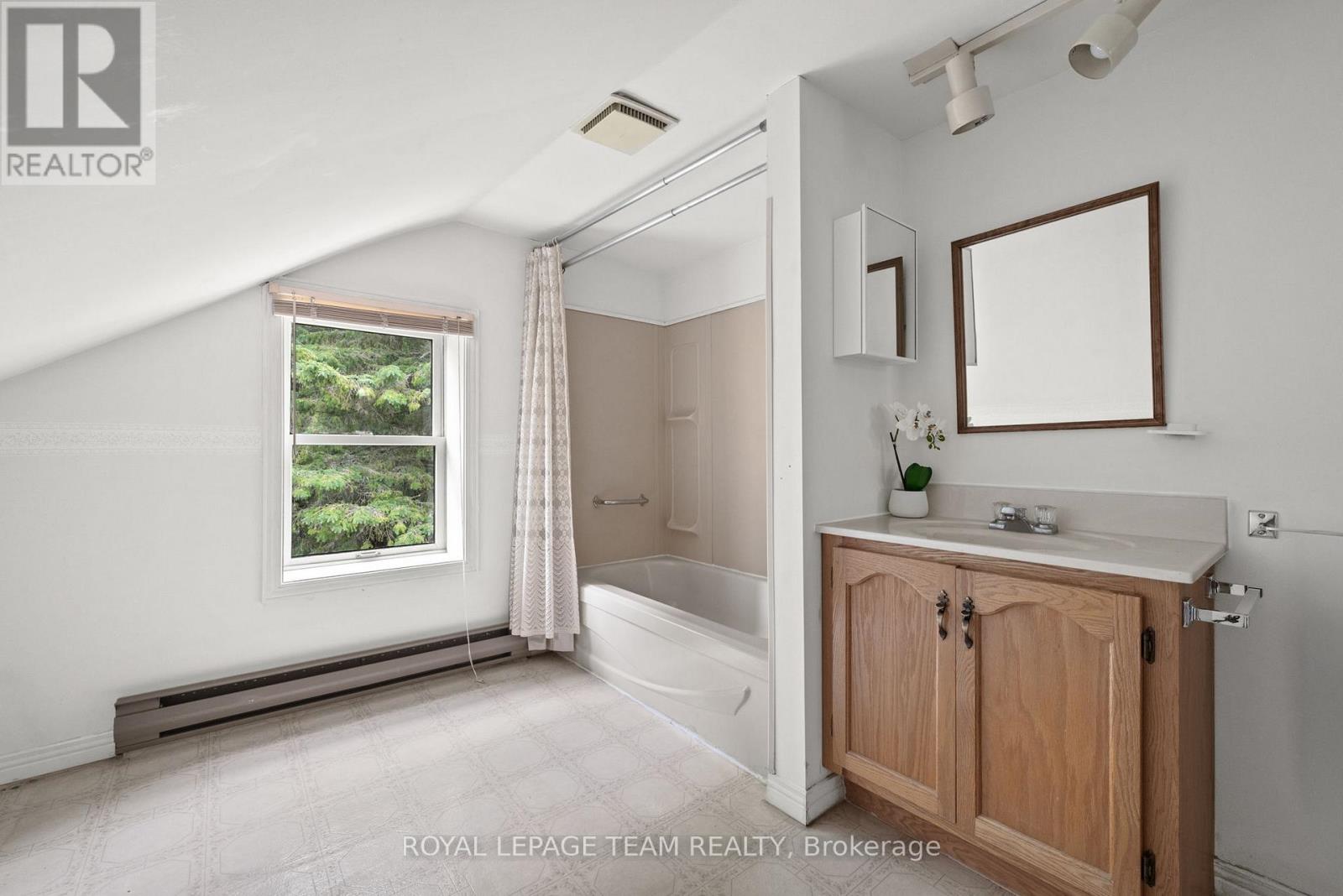 634 Elgin Street, Merrickville-Wolford, Ontario  K0G 1N0 - Photo 33 - X13457384