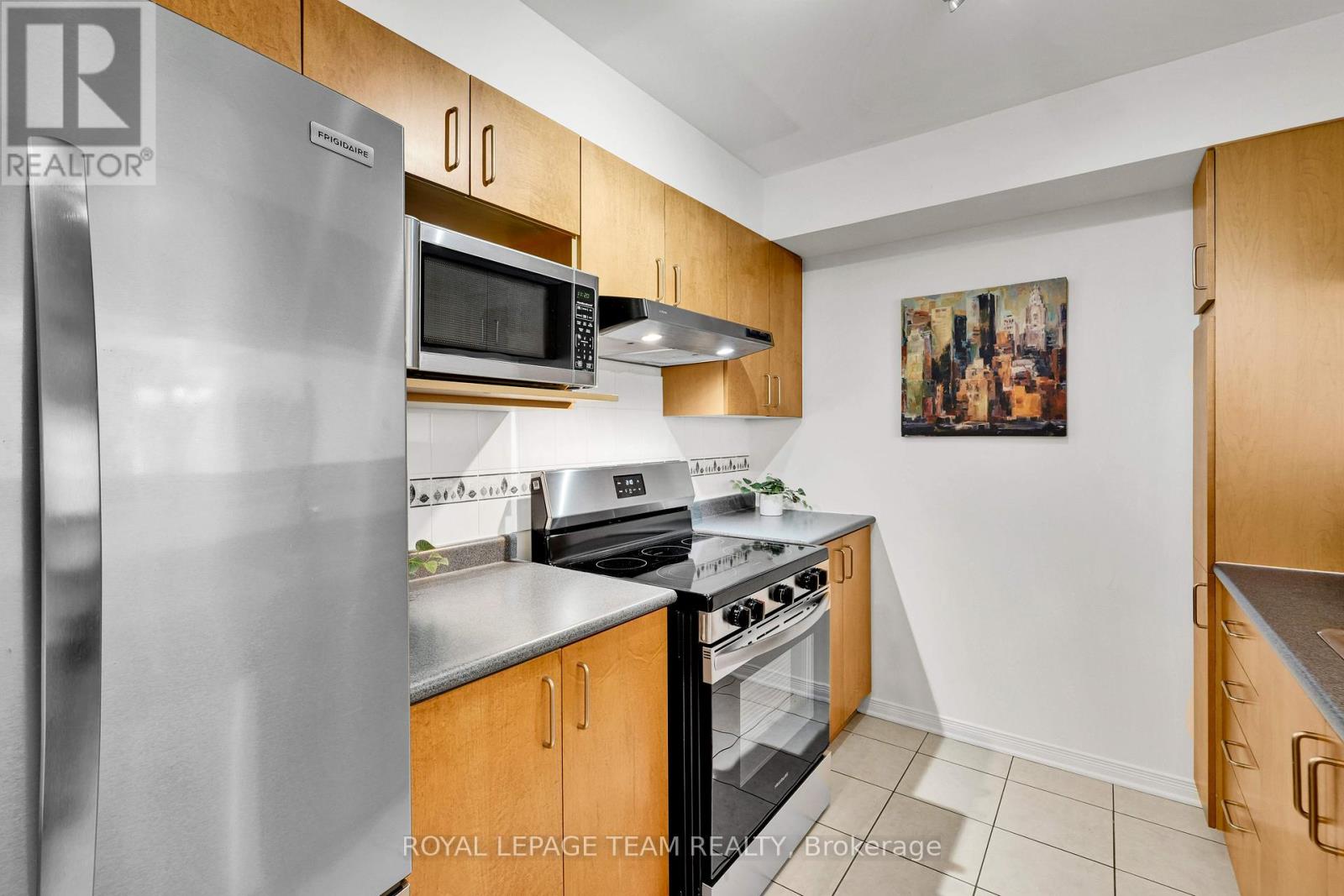 143 Tall Oak Private, Ottawa, Ontario  K1G 6T3 - Photo 6 - X13457442