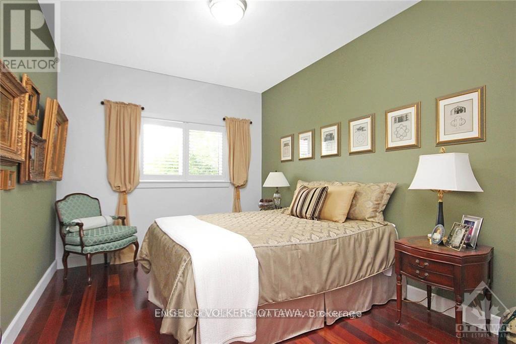 281 Kirchoffer Avenue, Ottawa, Ontario  K2A 1Y1 - Photo 9 - X13457456