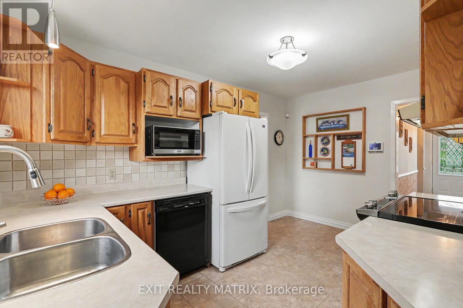 39 Tauvette Street, Ottawa, Ontario  K1B 3A1 - Photo 11 - X13457578