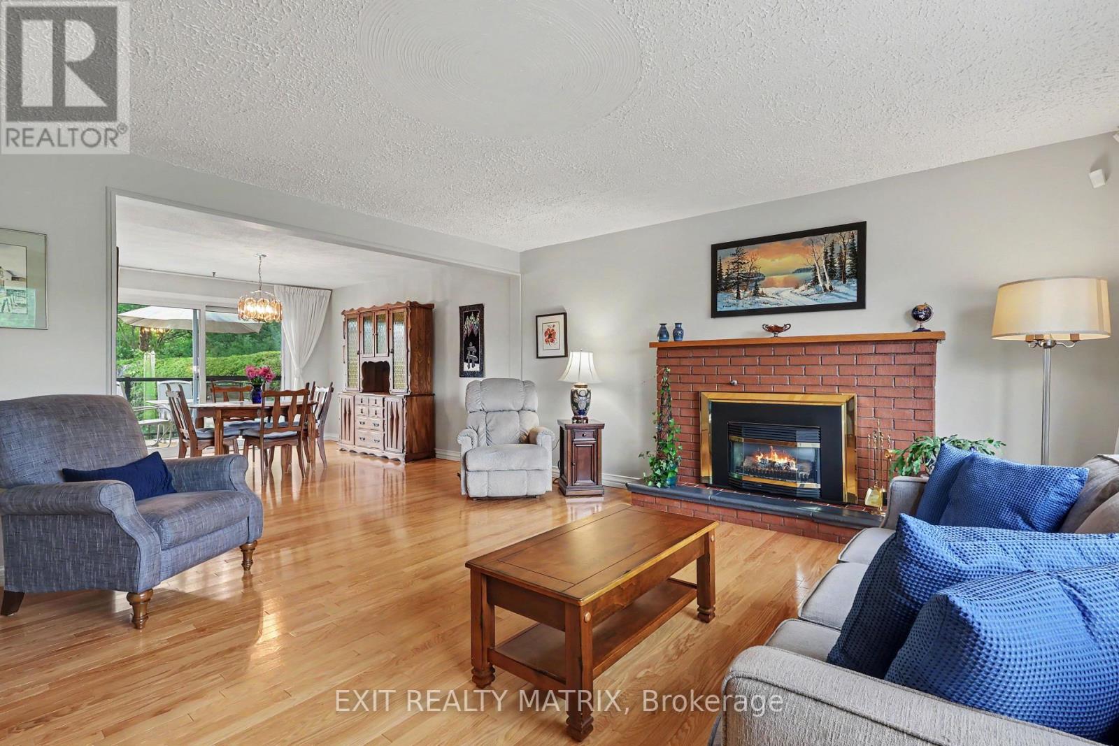 39 Tauvette Street, Ottawa, Ontario  K1B 3A1 - Photo 5 - X13457578