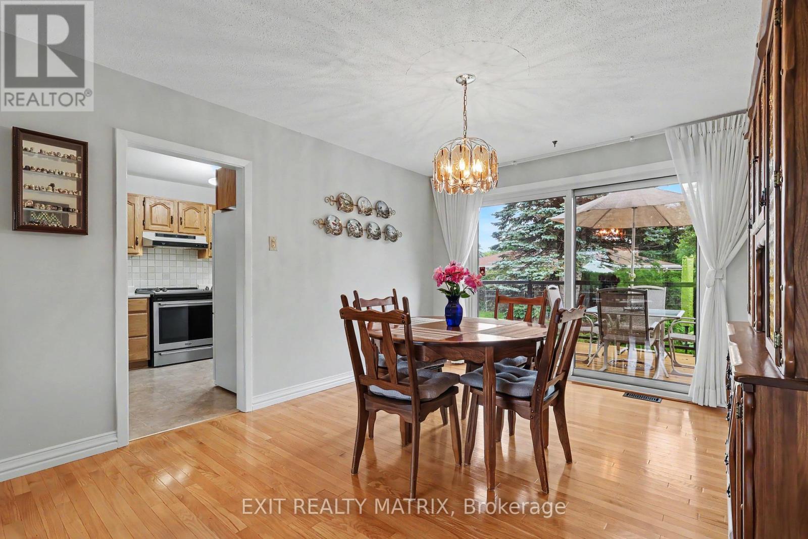 39 Tauvette Street, Ottawa, Ontario  K1B 3A1 - Photo 8 - X13457578