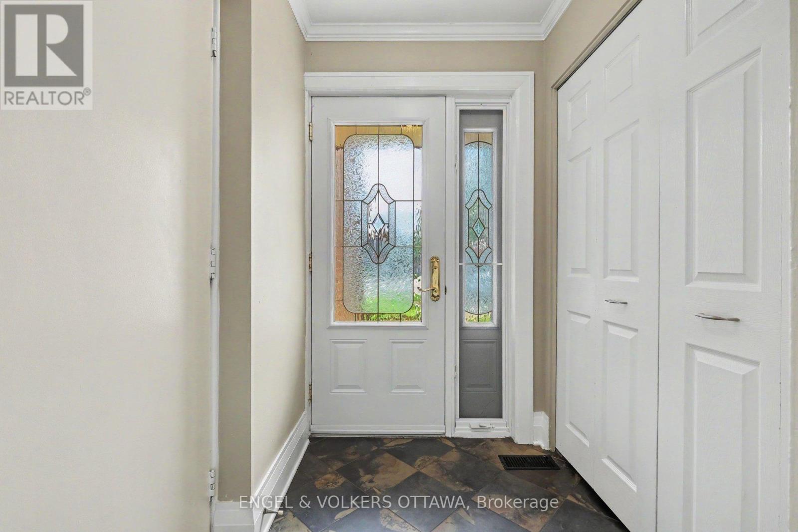 37 Gentle Gate Crescent, Ottawa, Ontario  K1T 1Z9 - Photo 4 - X13457640