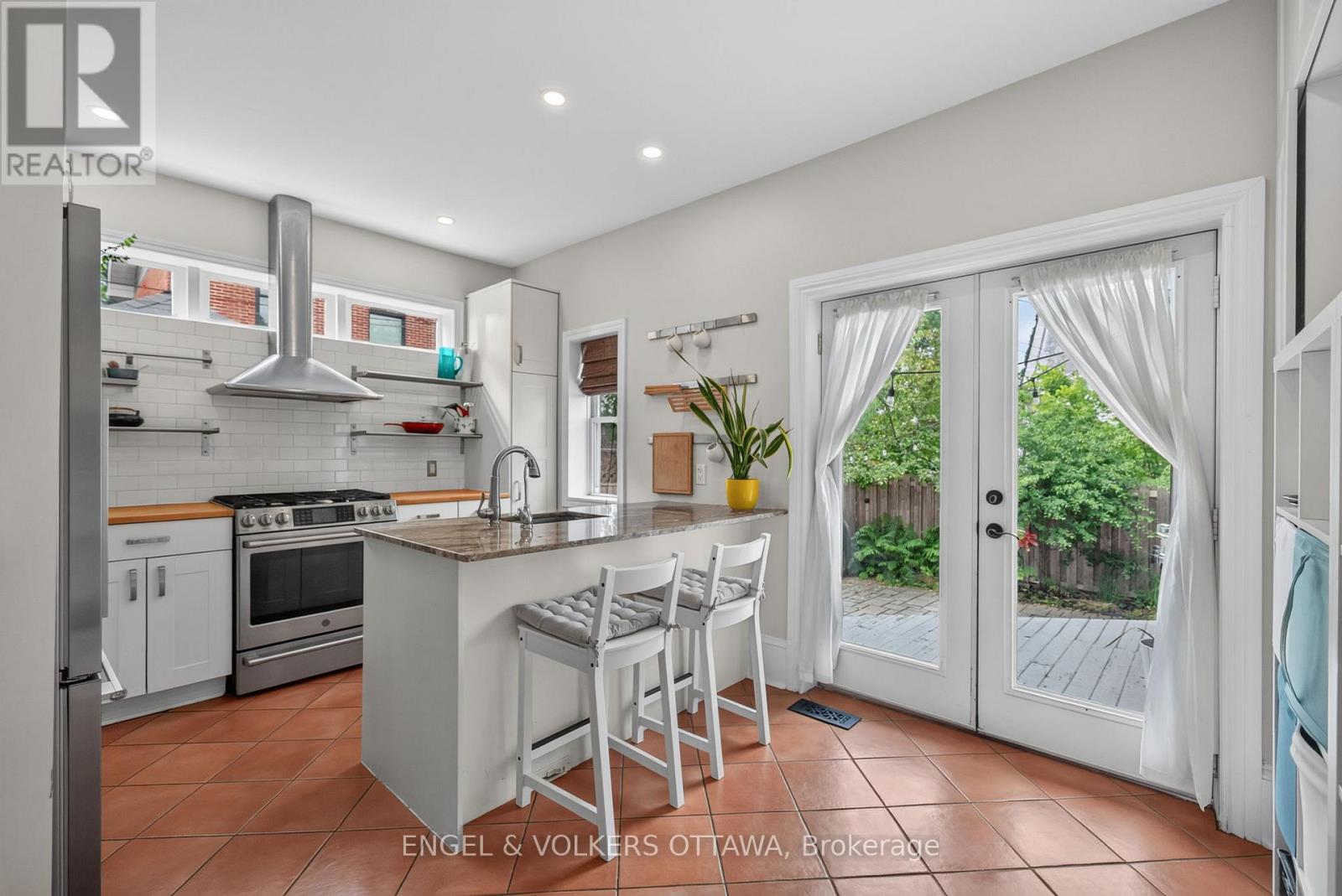 140 River Lane, Ottawa, Ontario  K1M 1T1 - Photo 13 - X13457650