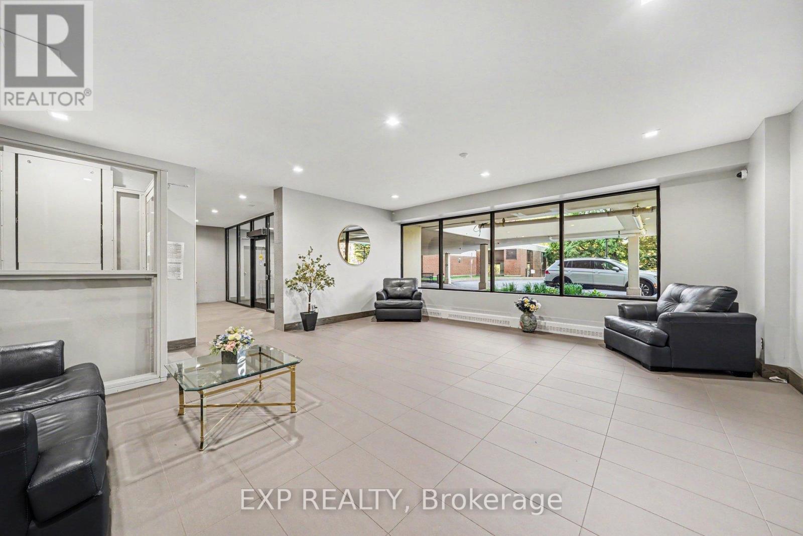 802 - 665 Bathgate Drive, Ottawa, Ontario  K1K 3Y4 - Photo 4 - X13457712