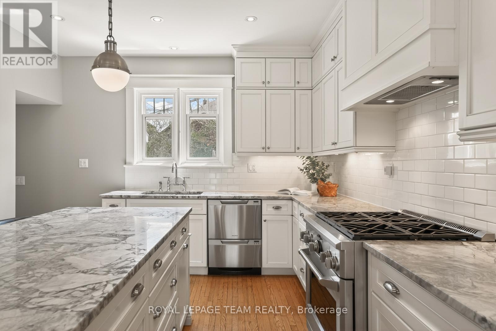 318 Clemow Avenue, Ottawa, Ontario  K1S 2B8 - Photo 11 - X13457746