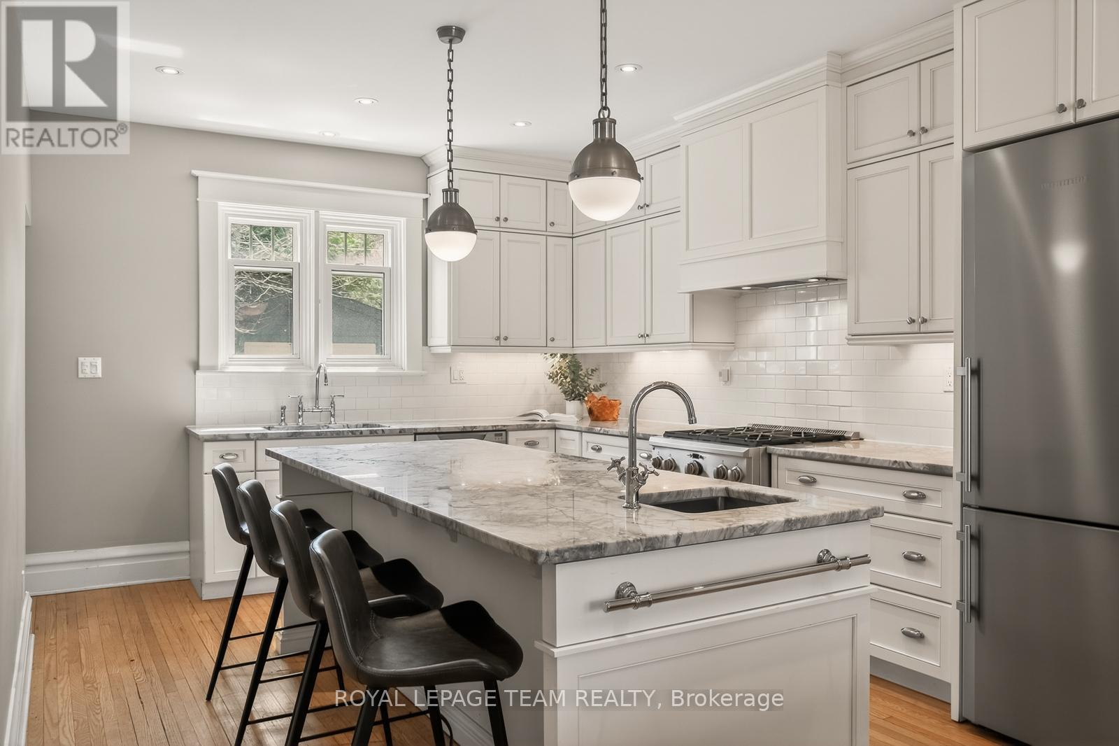 318 Clemow Avenue, Ottawa, Ontario  K1S 2B8 - Photo 9 - X13457746