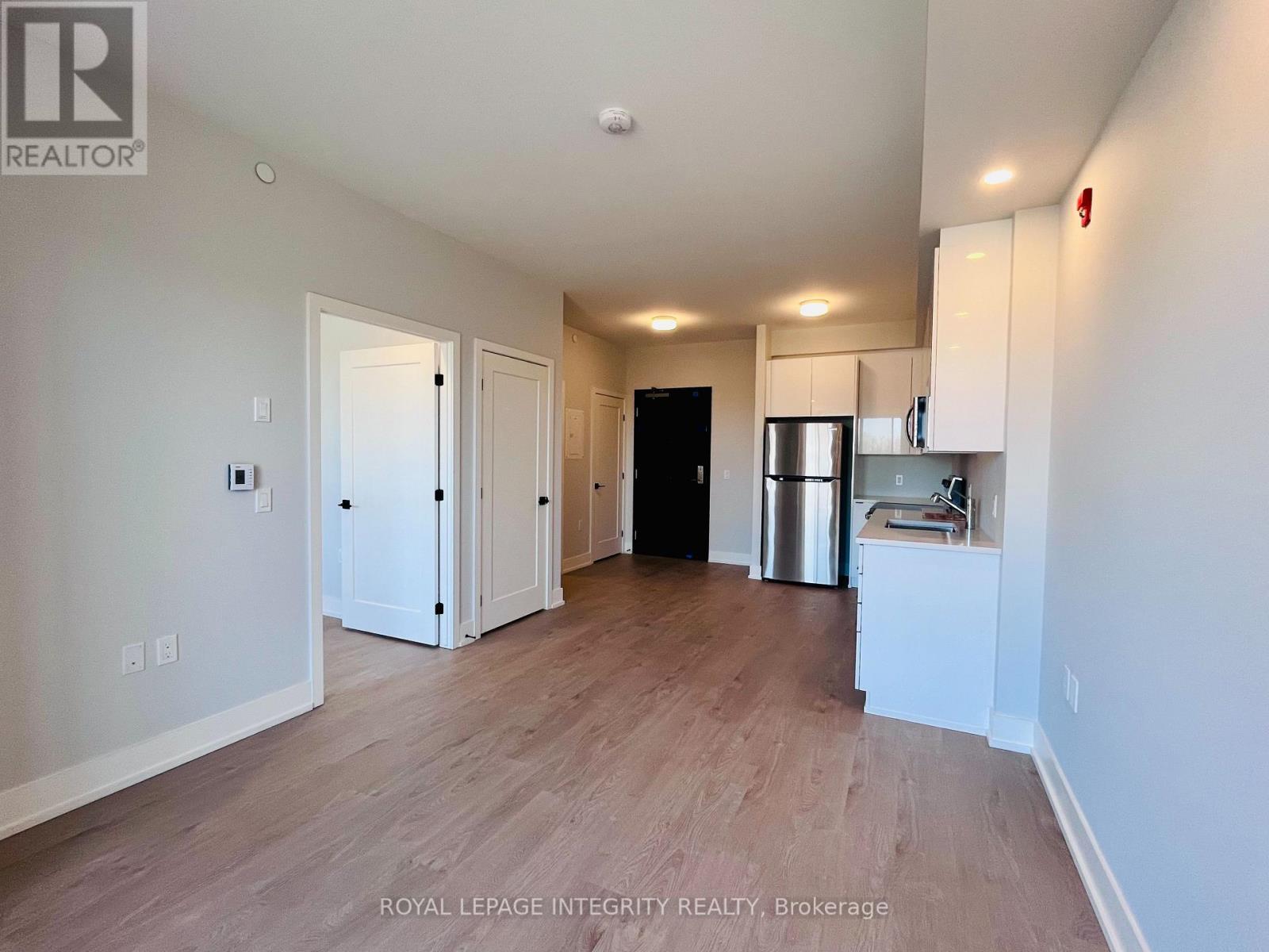 203 - 1350 Hemlock Road, Ottawa, Ontario  K1K 5C2 - Photo 5 - X13457762