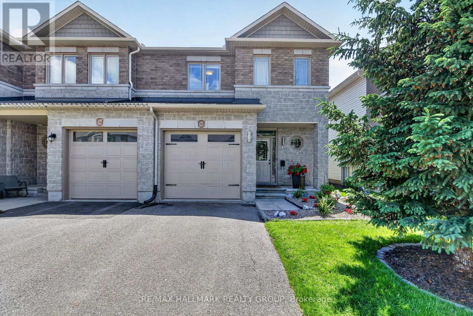 425 Barrick Hill Road, Ottawa, Ontario  K2M 0H7 - Photo 2 - X13457764