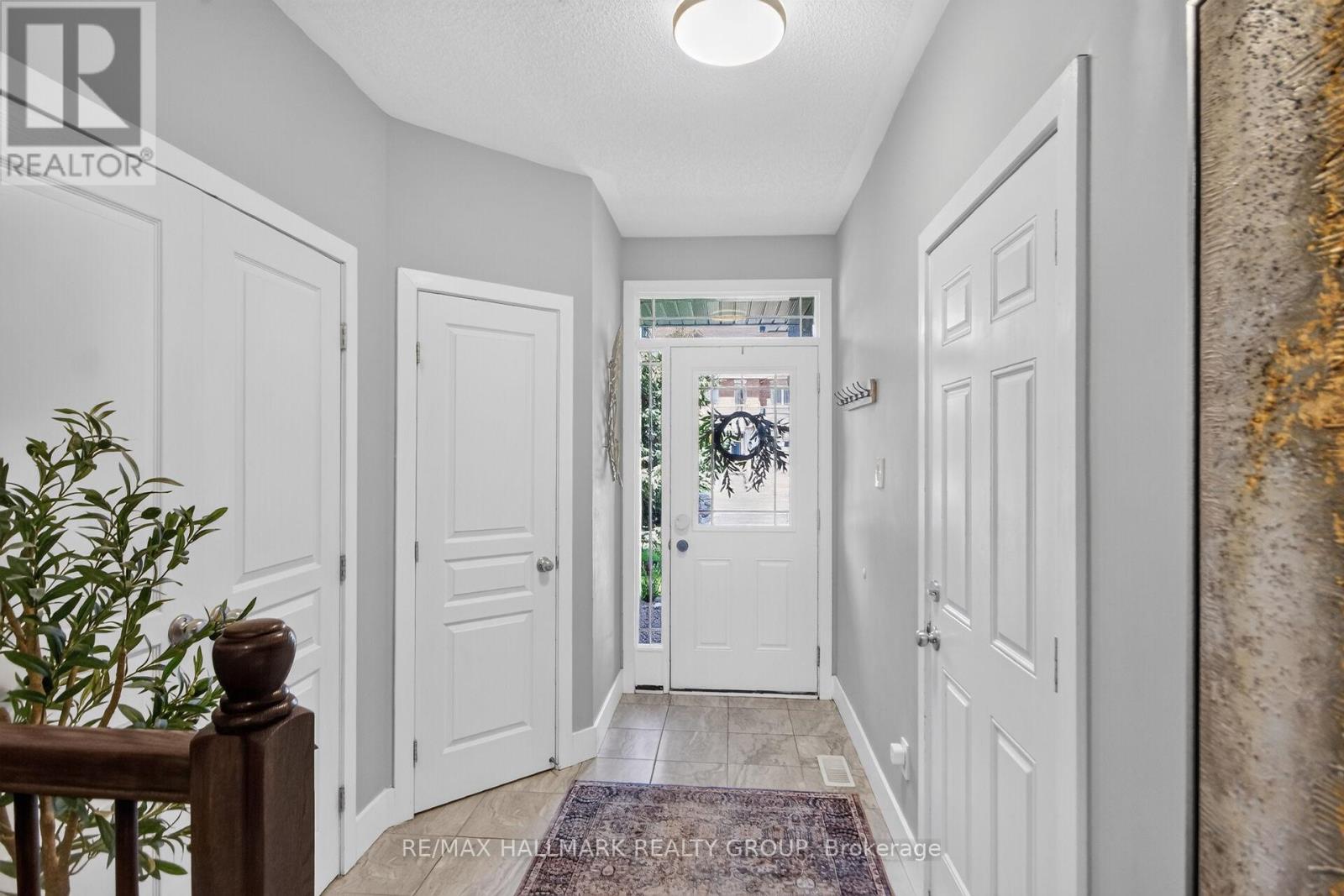 425 Barrick Hill Road, Ottawa, Ontario  K2M 0H7 - Photo 4 - X13457764