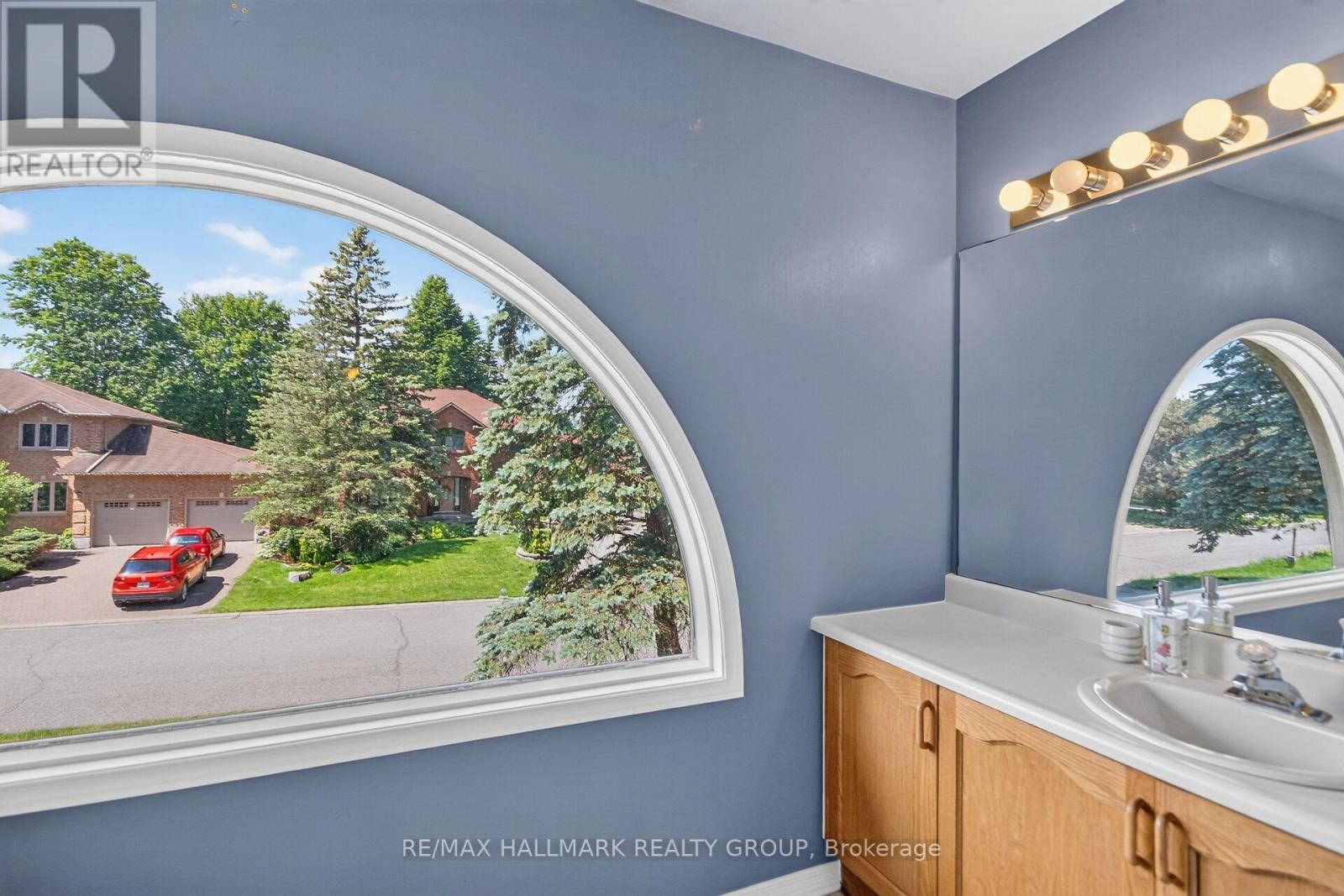 9 Halldorson Crescent, Ottawa, Ontario  K2K 2C3 - Photo 31 - X13457892