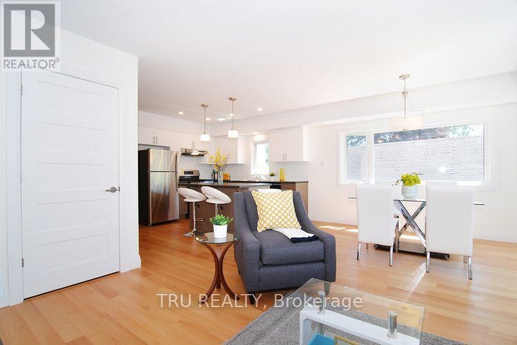 2 - 335 Olmstead Street, Ottawa, Ontario  K1L 7K2 - Photo 5 - X13457896