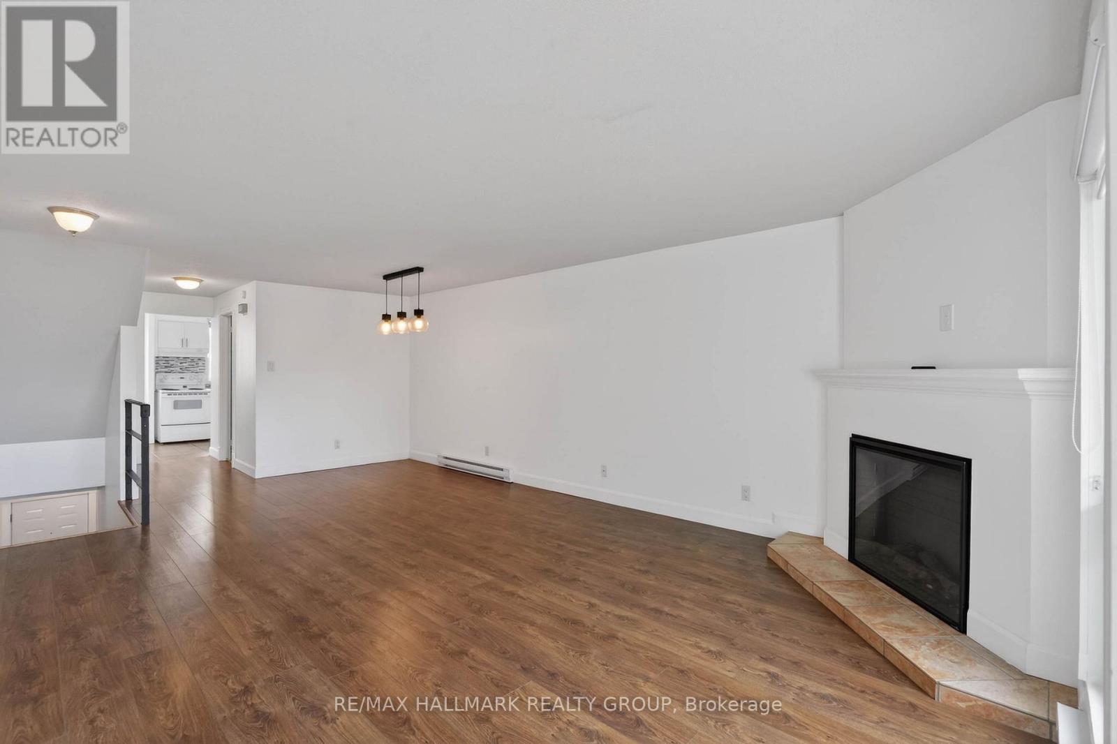 6609b - 6609 Bilberry Drive, Ottawa, Ontario  K1C 4N5 - Photo 5 - X13458126