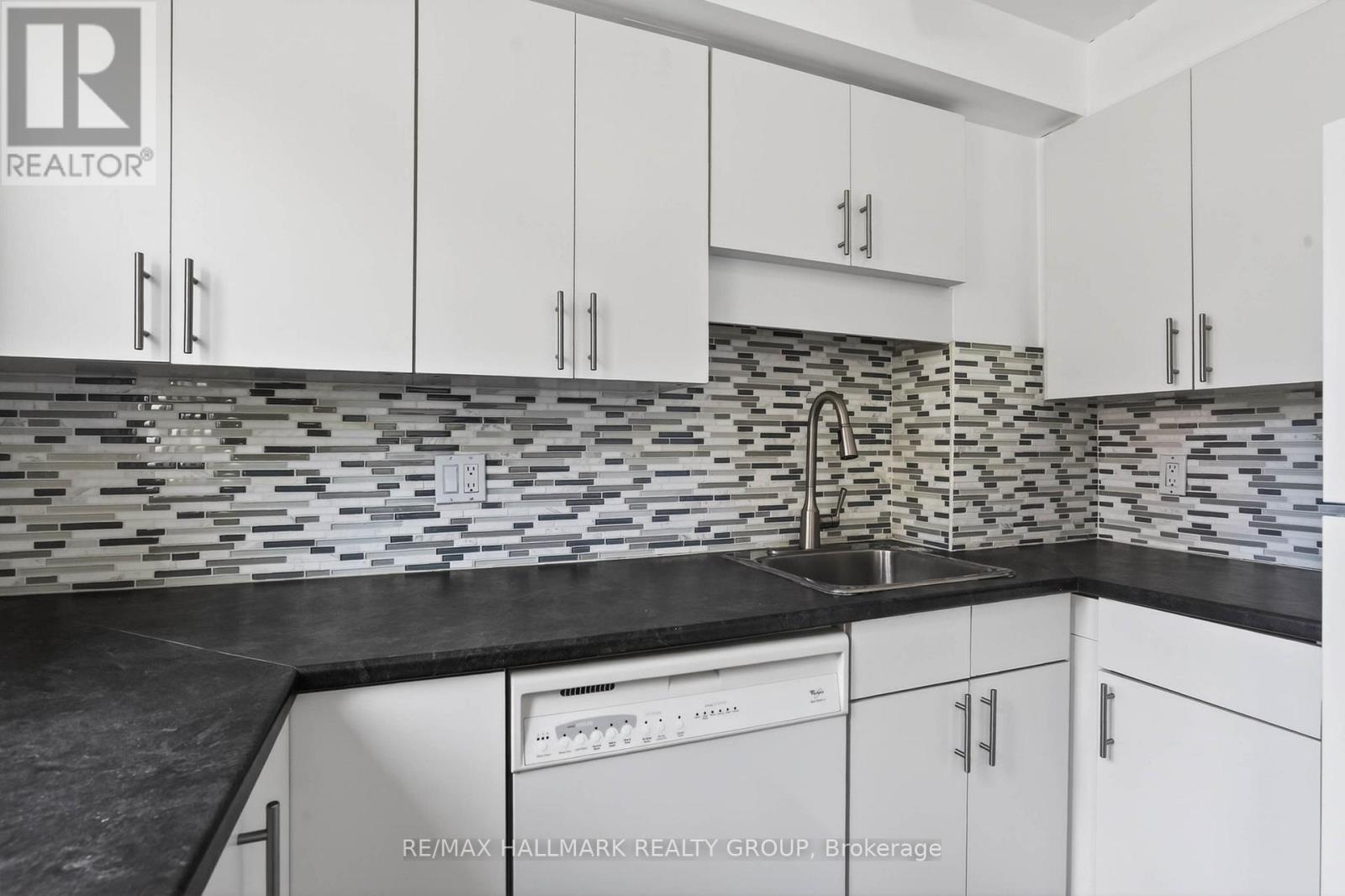 6609b - 6609 Bilberry Drive, Ottawa, Ontario  K1C 4N5 - Photo 9 - X13458126