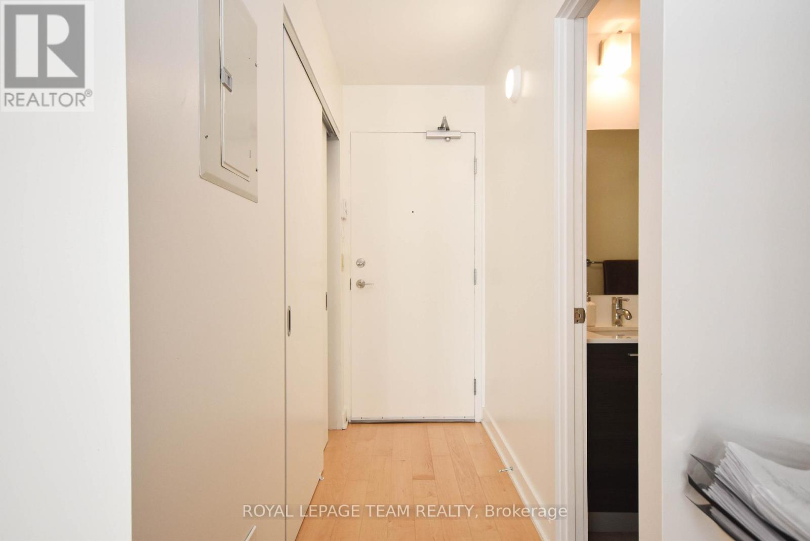726 - 349 Mcleod Street, Ottawa, Ontario  K2P 0S1 - Photo 5 - X13458242
