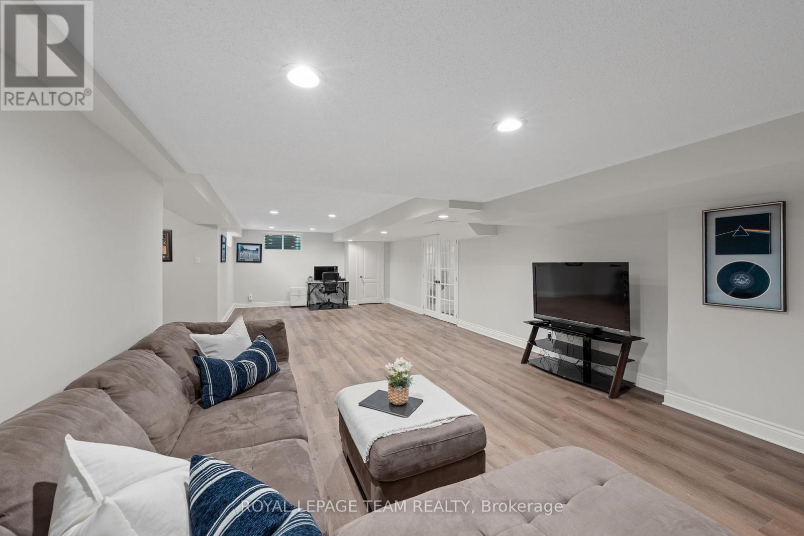 50 Marchvale Drive, Ottawa, Ontario  K2W 1C2 - Photo 41 - X13458264