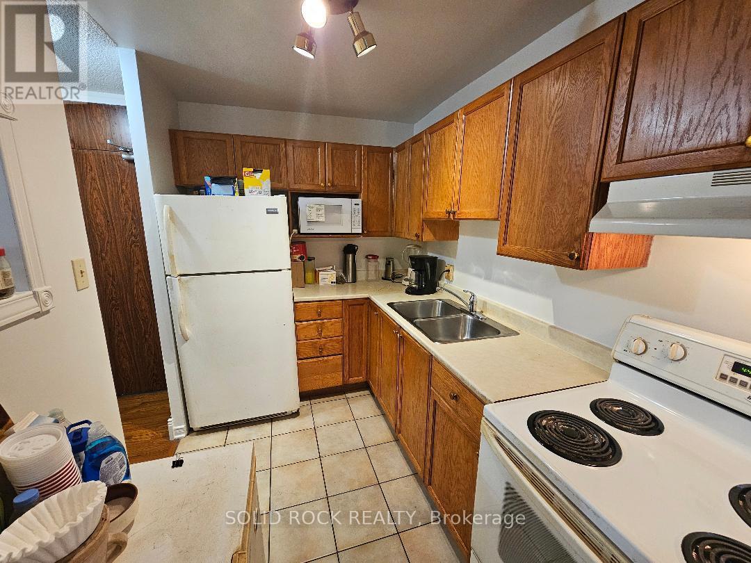 304 - 2000 Jasmine Crescent, Ottawa, Ontario  K1J 8K4 - Photo 3 - X13458406