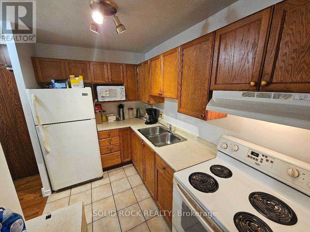 304 - 2000 Jasmine Crescent, Ottawa, Ontario  K1J 8K4 - Photo 4 - X13458406