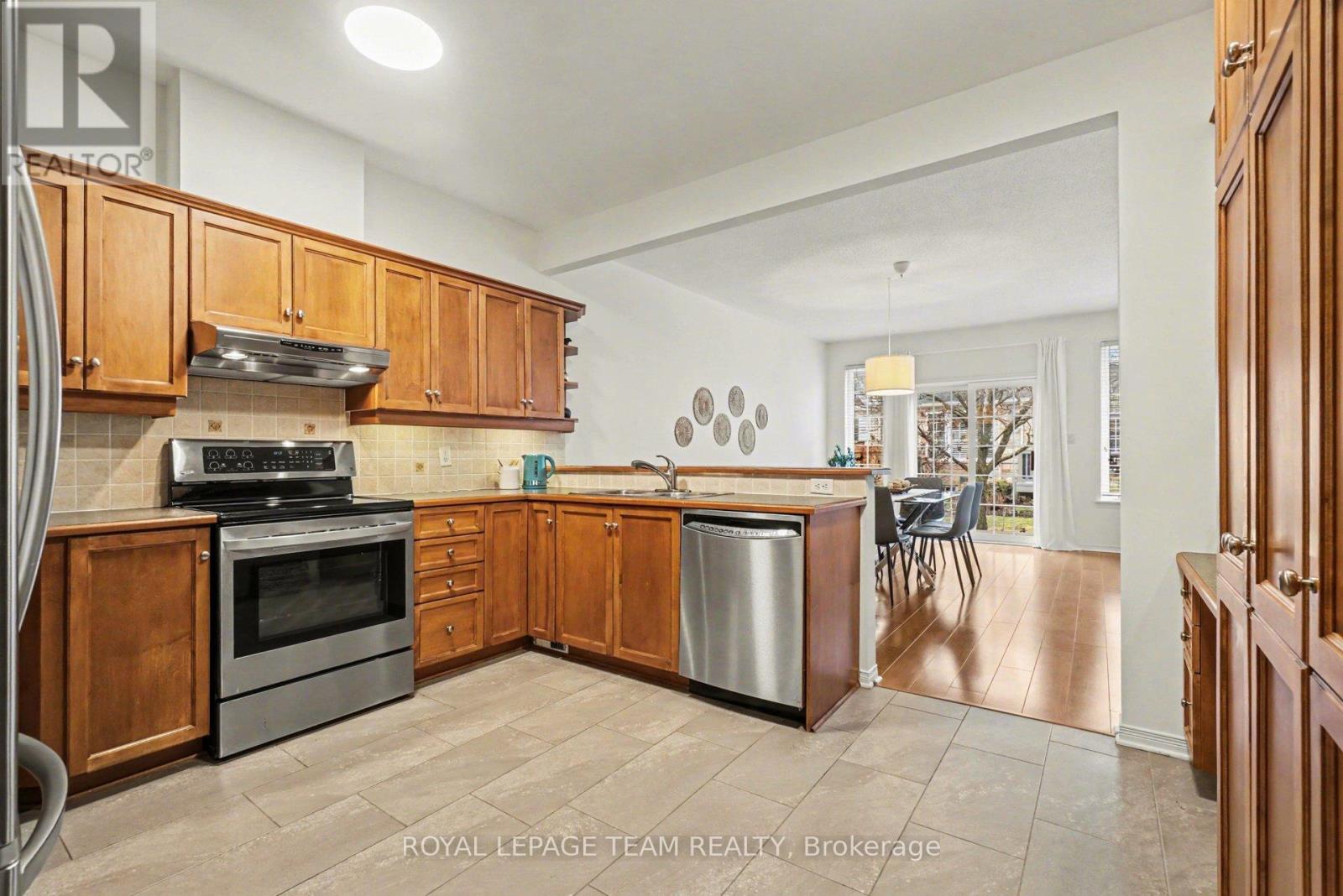 25 Sawchuk Terrace, Ottawa, Ontario  K2K 3H1 - Photo 13 - X13458556