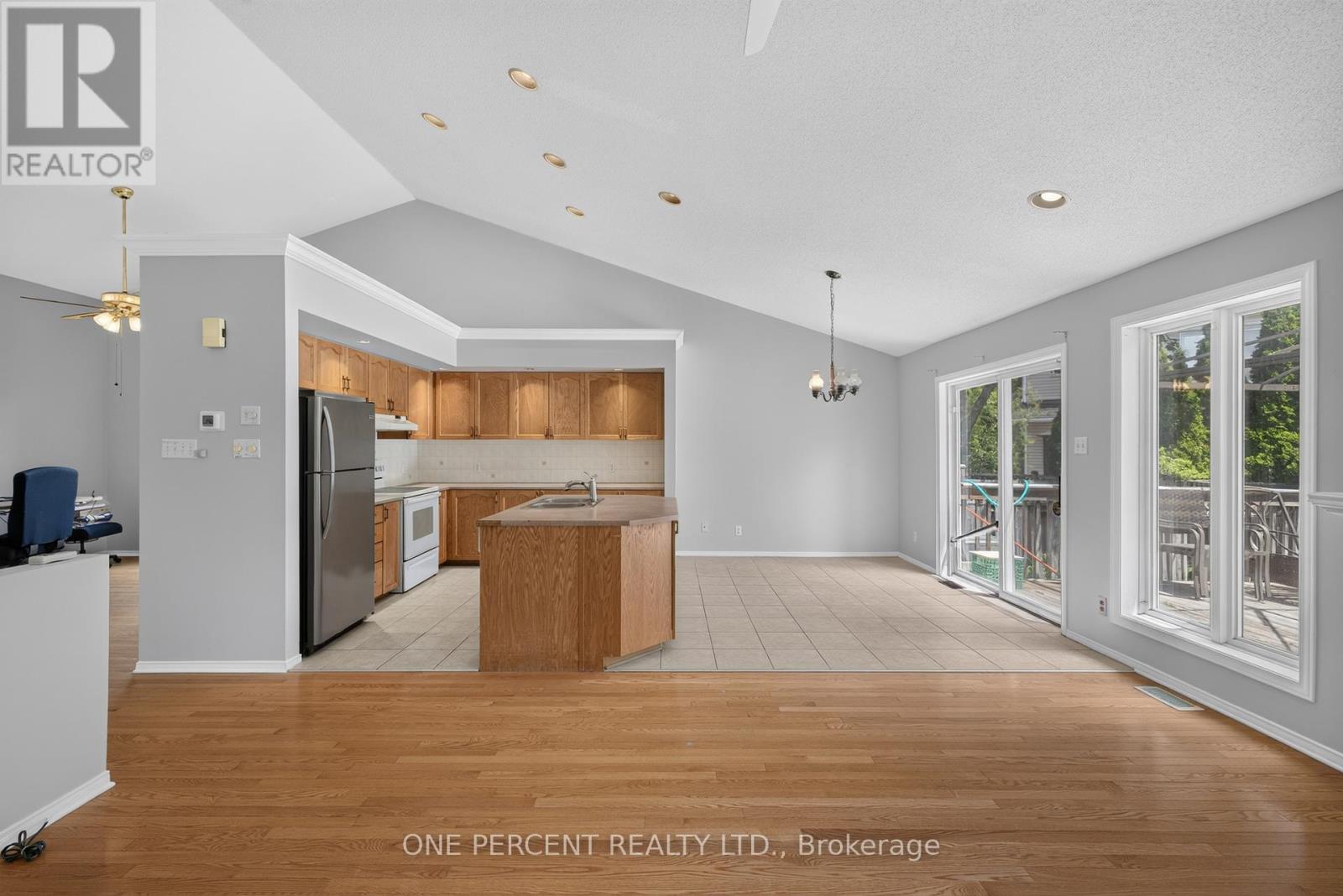 6 Windchime Crescent, Ottawa, Ontario  K2G 6J3 - Photo 16 - X13458588