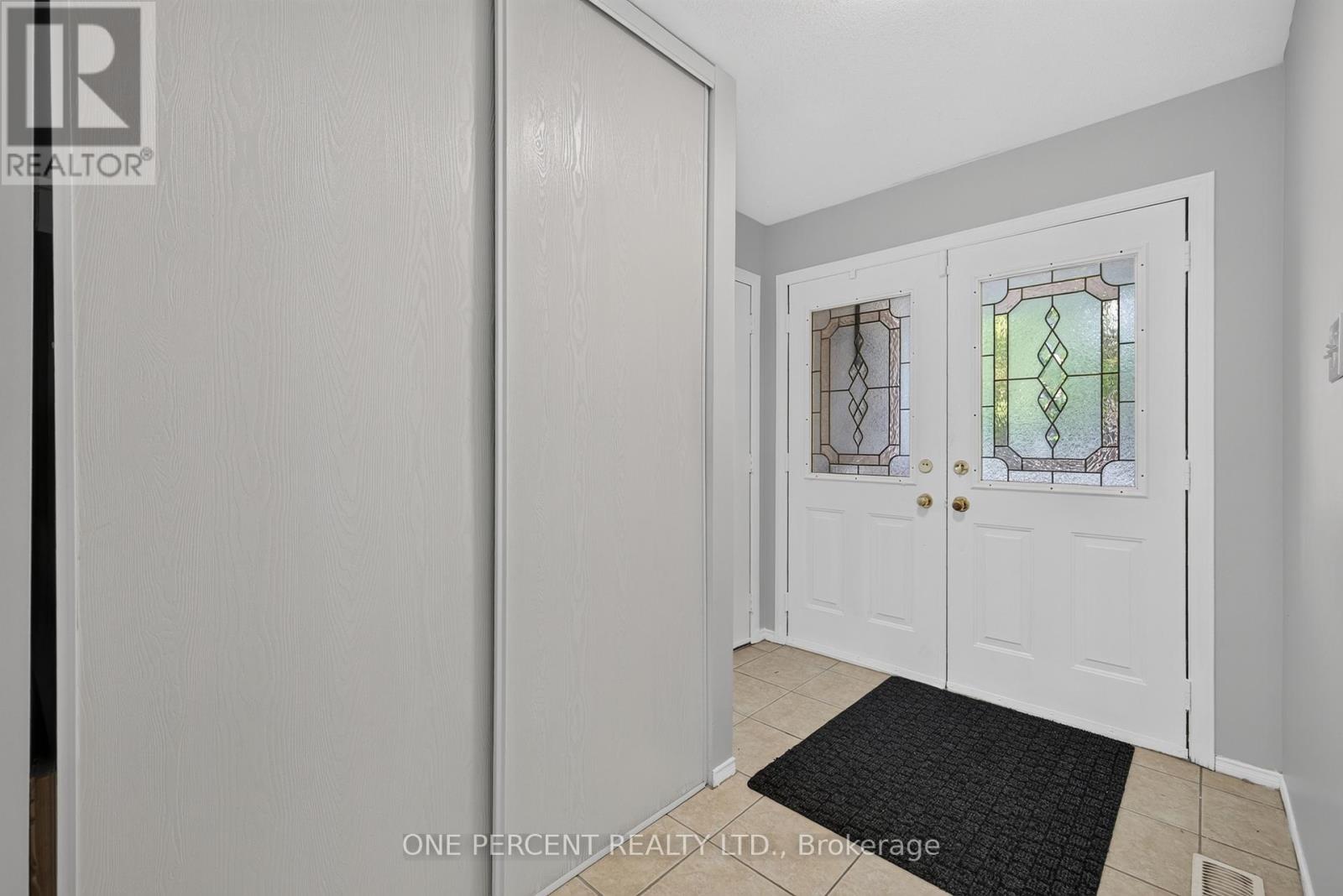 6 Windchime Crescent, Ottawa, Ontario  K2G 6J3 - Photo 4 - X13458588