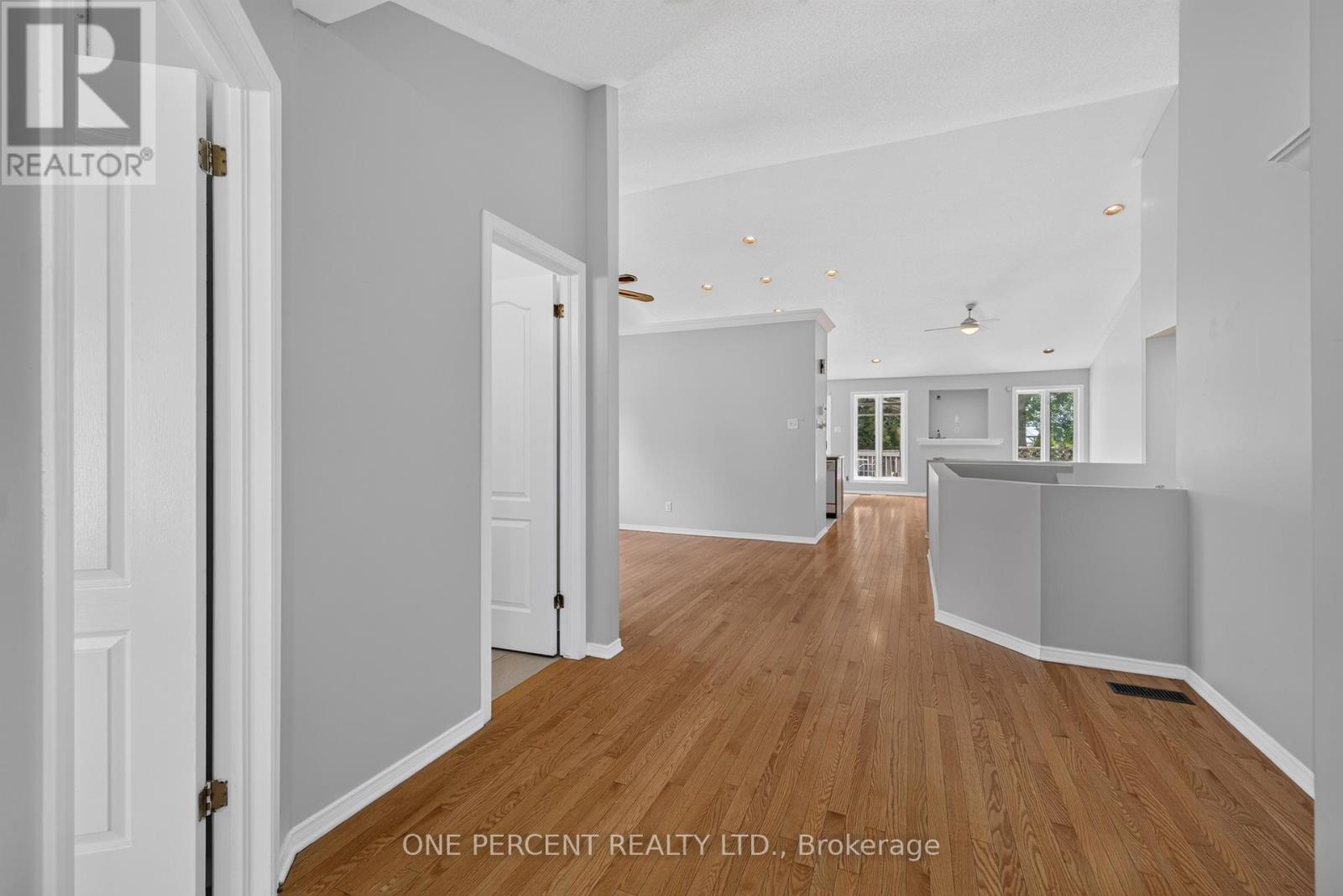 6 Windchime Crescent, Ottawa, Ontario  K2G 6J3 - Photo 7 - X13458588