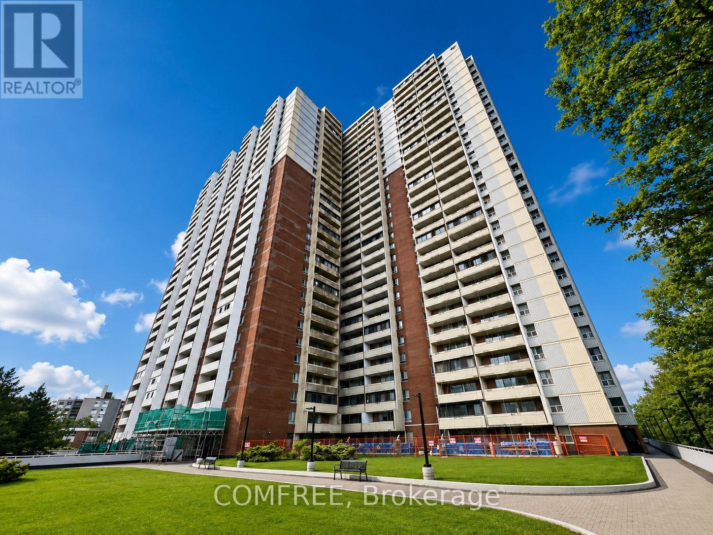 412 - 1 Massey Square, Toronto, Ontario  M4C 5L4 - Photo 2 - E13458954