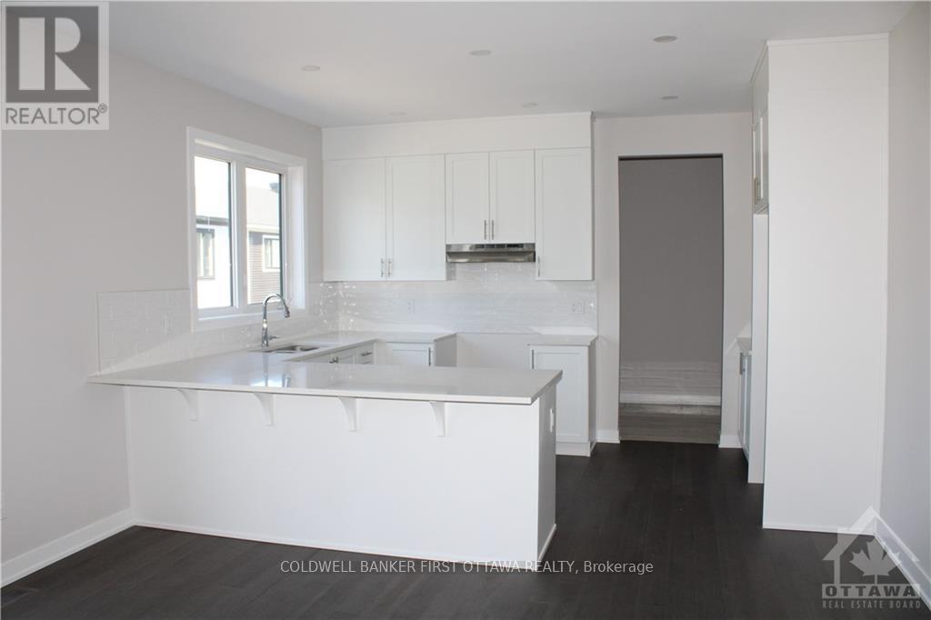 133 Rugosa Street, Ottawa, Ontario  K2J 6X4 - Photo 4 - X13459186