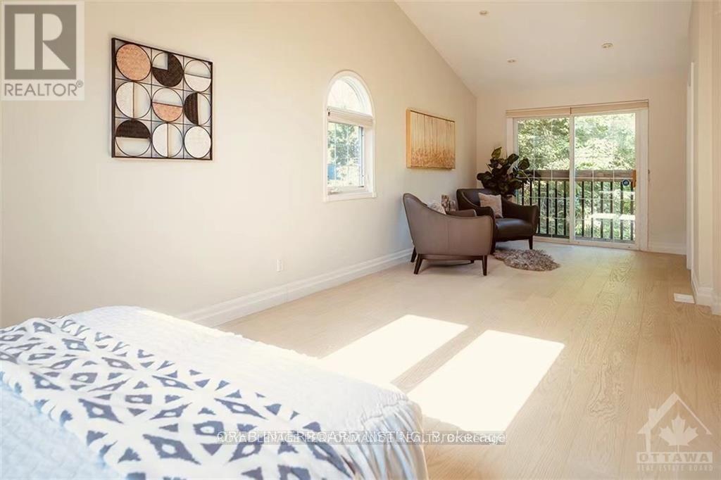 2077 Palmer Avenue, Ottawa, Ontario  K1H 5Z3 - Photo 13 - X13459262