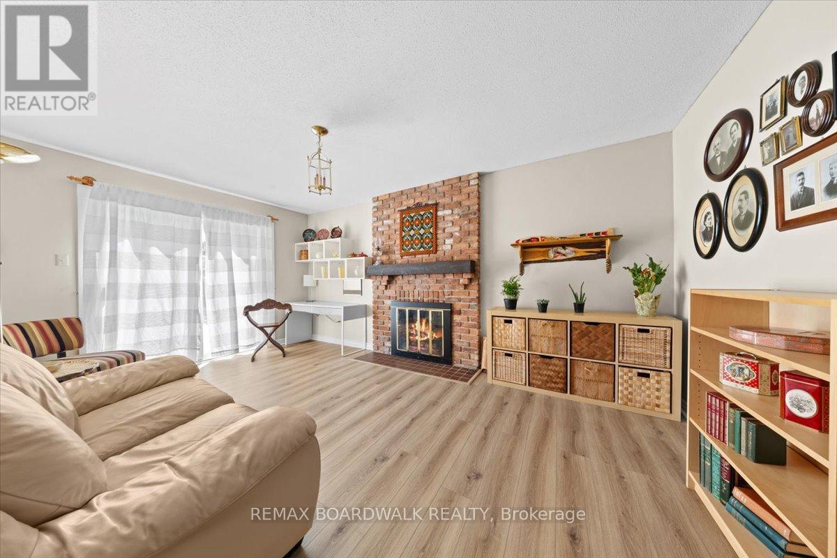 13 Pommel Crescent, Ottawa, Ontario  K2M 1A3 - Photo 8 - X13459298
