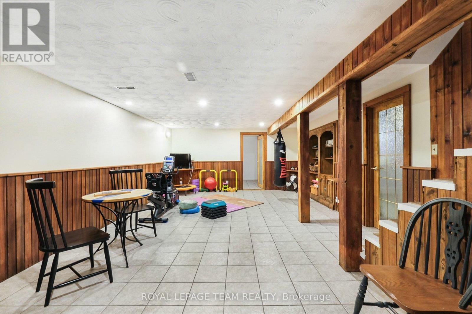 3041 Bridge Street, North Dundas, Ontario  K0E 1W0 - Photo 25 - X13459394