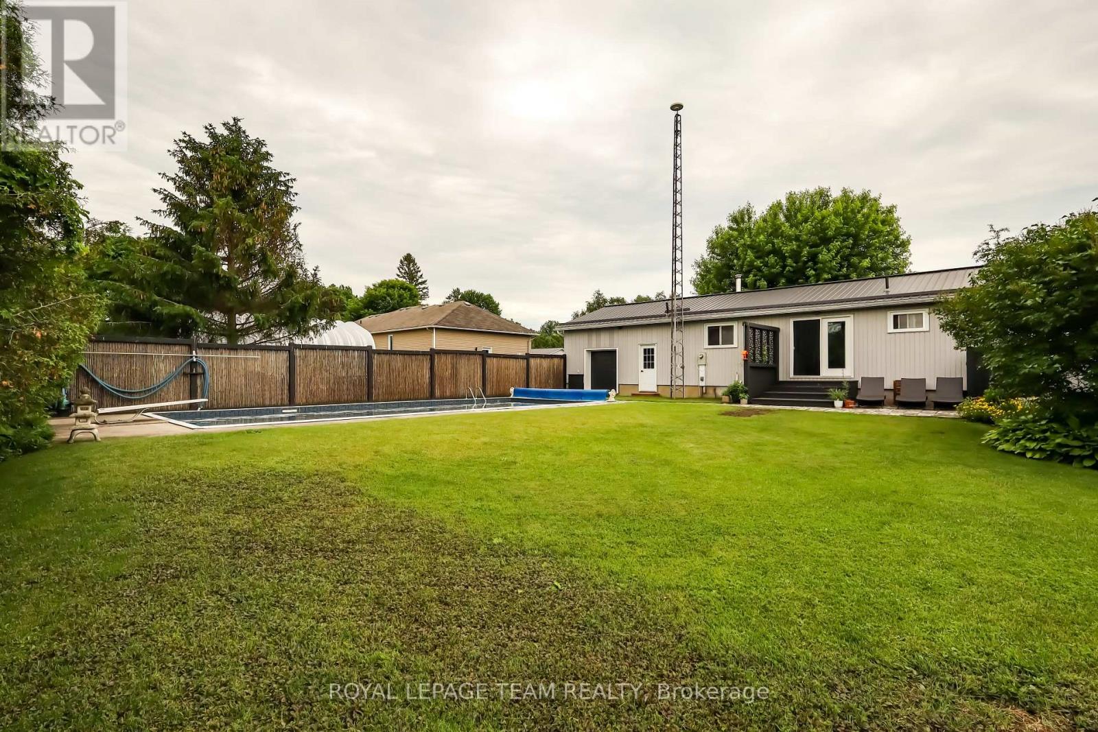 3041 Bridge Street, North Dundas, Ontario  K0E 1W0 - Photo 34 - X13459394