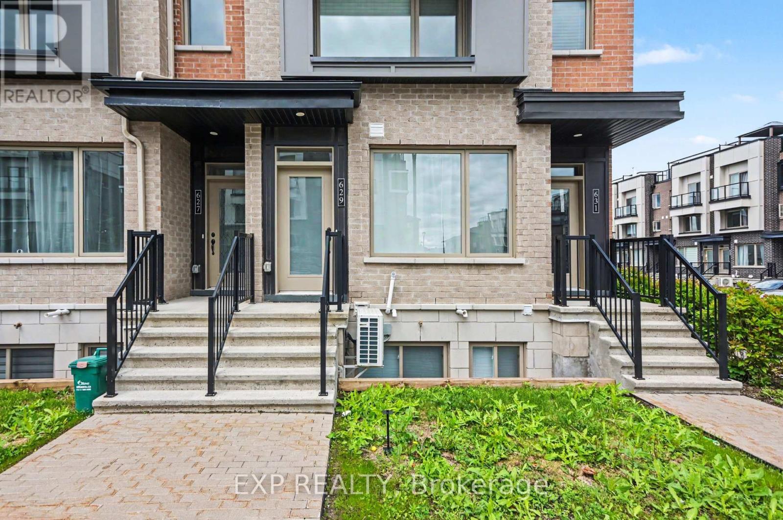 629 Makwa Private, Ottawa, Ontario  K1K 5A4 - Photo 3 - X13459442