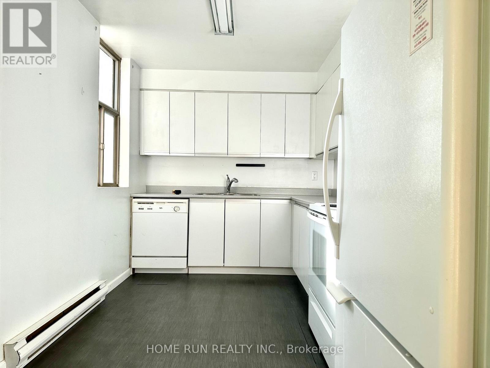 210 - 2760 Carousel Crescent, Ottawa, Ontario  K1T 2N4 - Photo 4 - X13459534