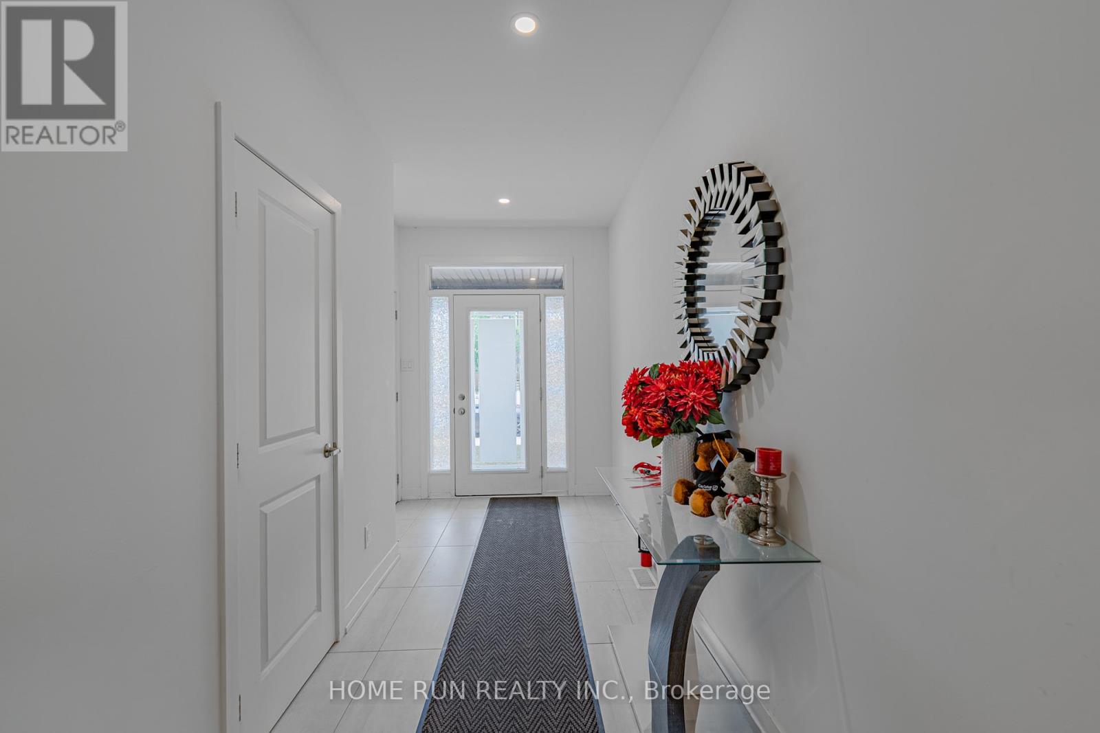 328 Ibanez Walk, Ottawa, Ontario  K1T 0V8 - Photo 3 - X13459596
