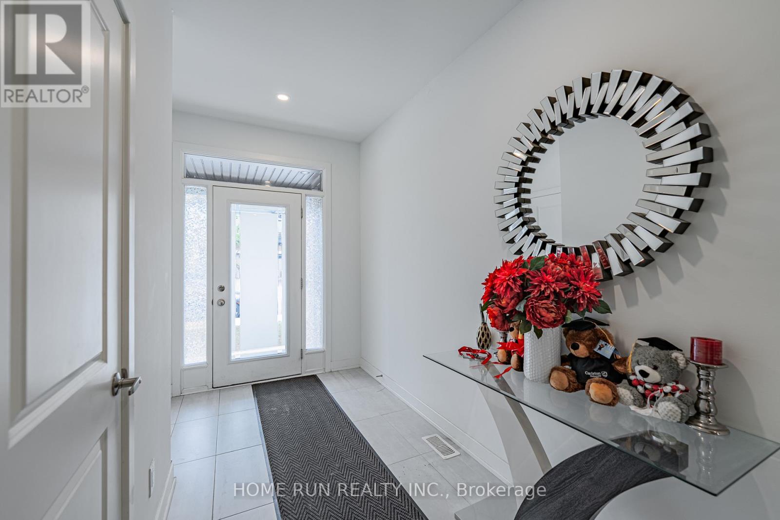 328 Ibanez Walk, Ottawa, Ontario  K1T 0V8 - Photo 4 - X13459596
