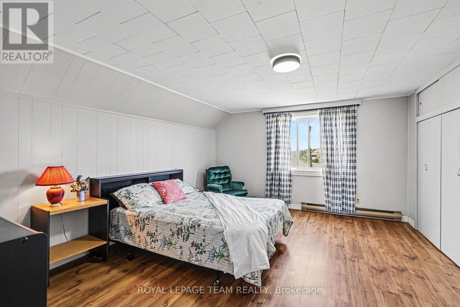 2 Mohns Avenue, Petawawa, Ontario  K8H 2G4 - Photo 10 - X13459600