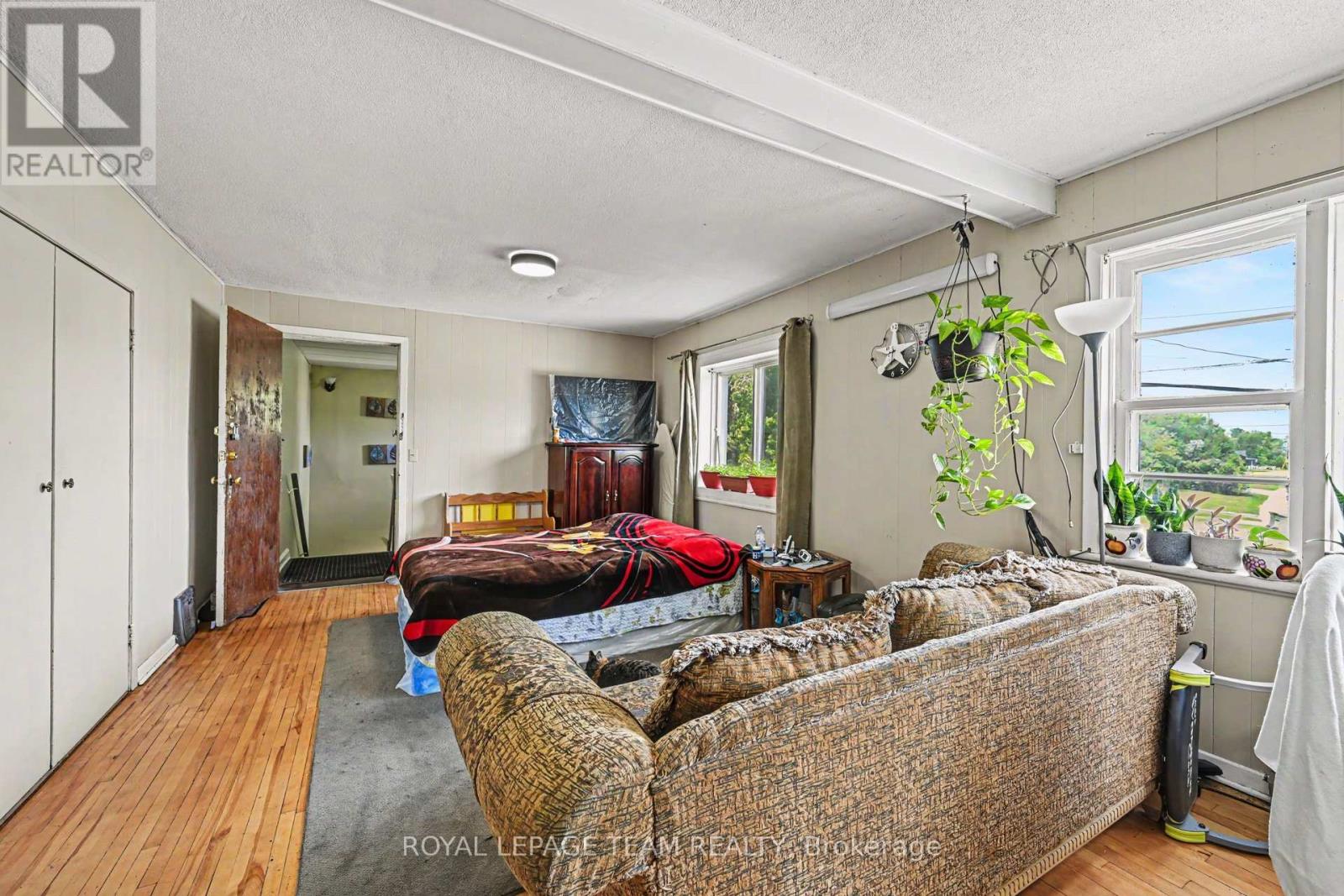 2 Mohns Avenue, Petawawa, Ontario  K8H 2G4 - Photo 4 - X13459600