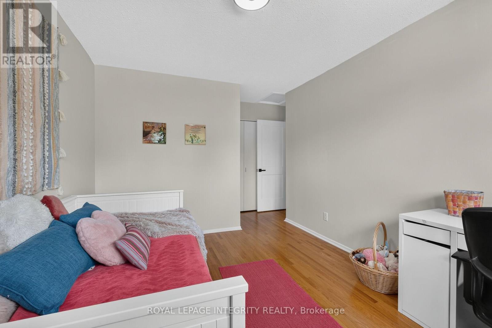 2111 Montreal Road, Ottawa, Ontario  K1J 8M8 - Photo 18 - X13459612