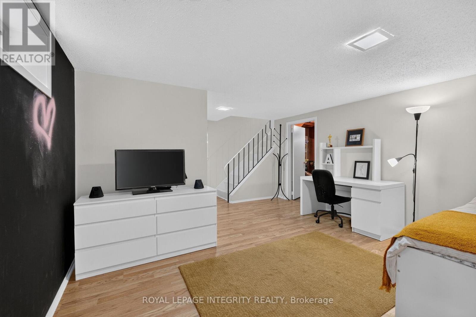 2111 Montreal Road, Ottawa, Ontario  K1J 8M8 - Photo 25 - X13459612