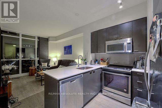3007 - 30 Roehampton Avenue, Toronto, Ontario  M4P 0B9 - Photo 4 - C13459702