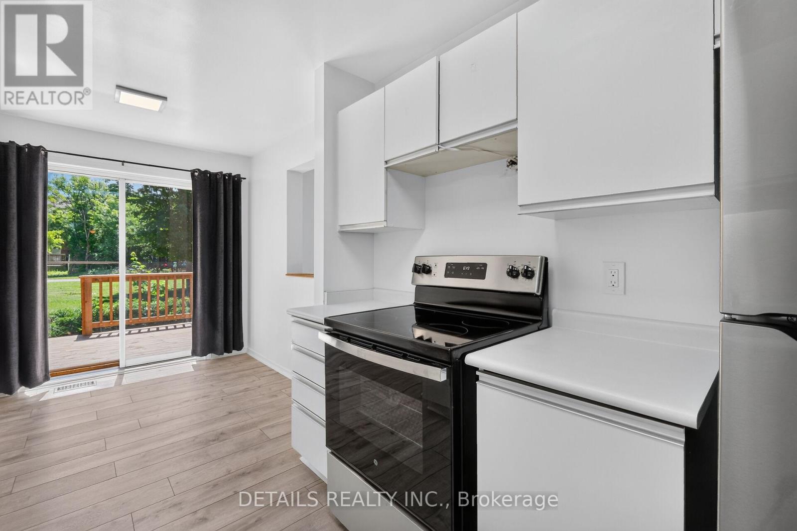 122 Ashpark Crescent, Ottawa, Ontario  K1T 3N6 - Photo 9 - X13459852