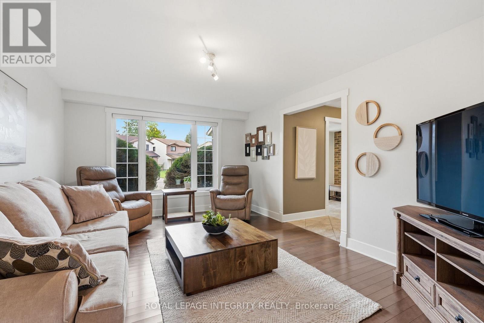 192 Park Grove Drive, Ottawa, Ontario  K1E 2T1 - Photo 10 - X13459866