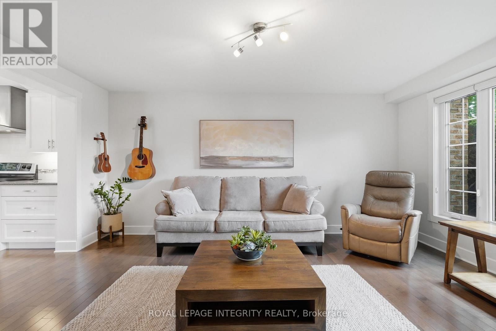 192 Park Grove Drive, Ottawa, Ontario  K1E 2T1 - Photo 12 - X13459866