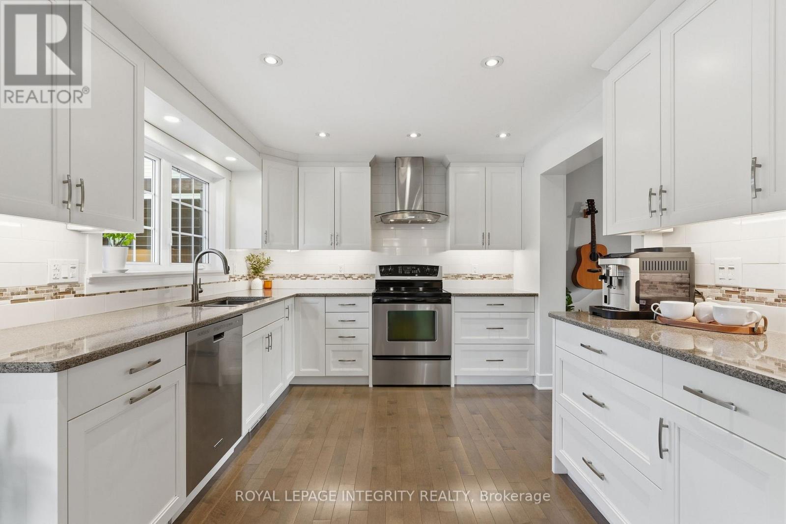 192 Park Grove Drive, Ottawa, Ontario  K1E 2T1 - Photo 15 - X13459866
