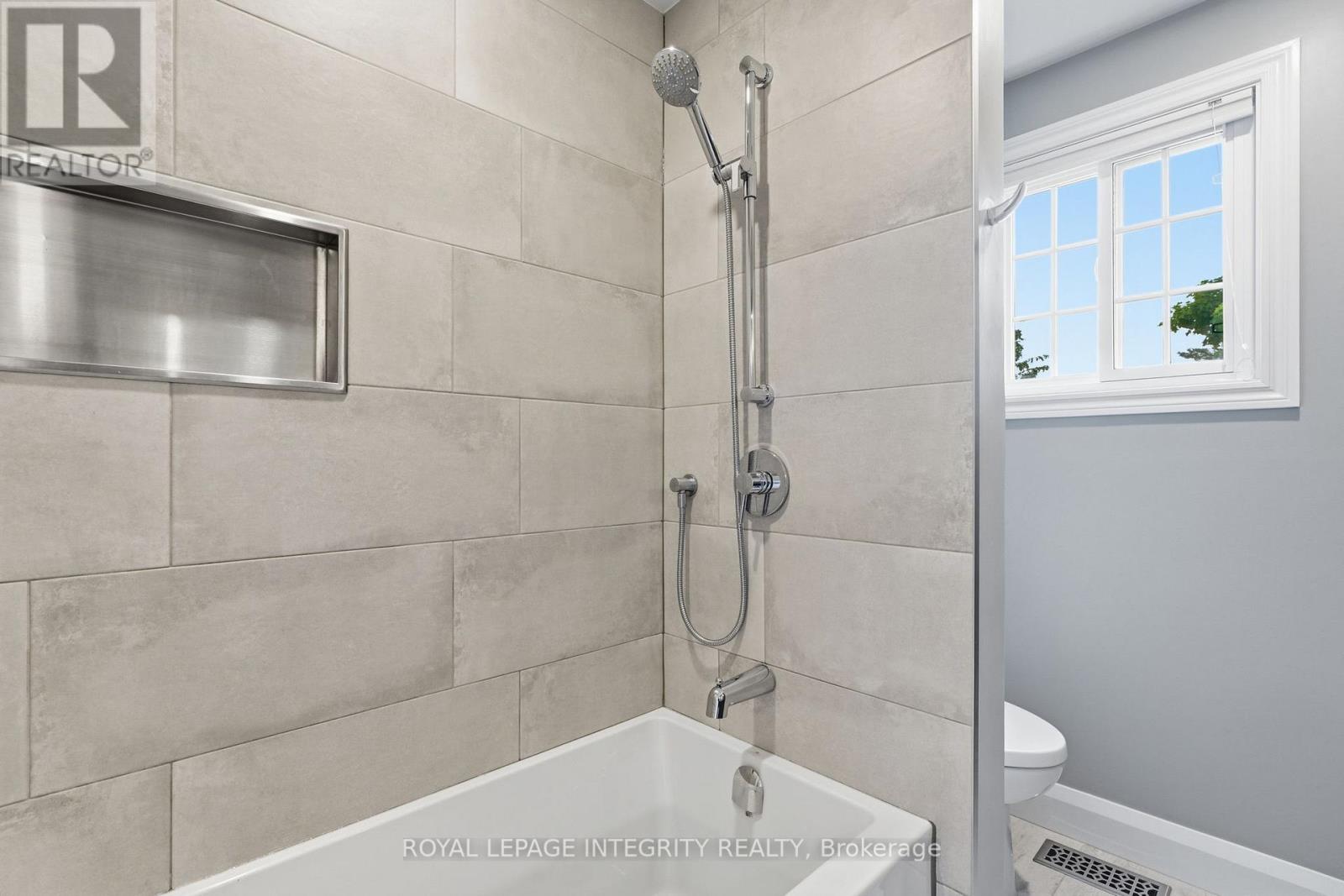 192 Park Grove Drive, Ottawa, Ontario  K1E 2T1 - Photo 27 - X13459866
