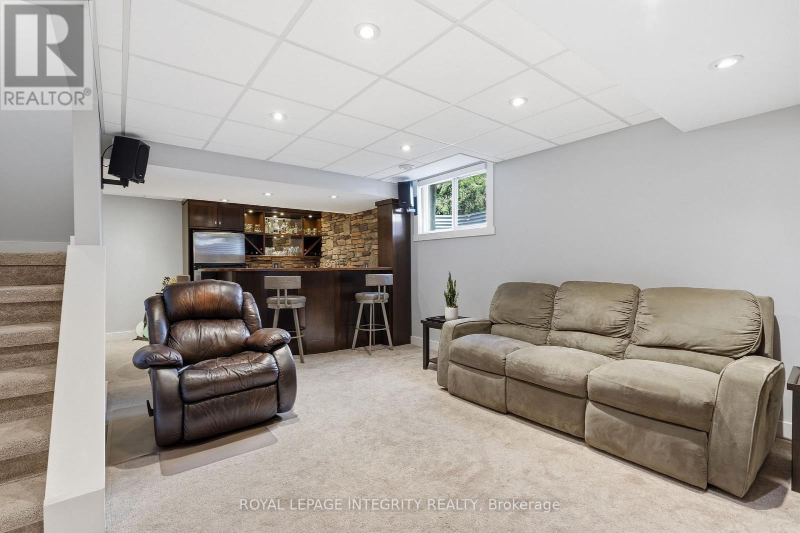 192 Park Grove Drive, Ottawa, Ontario  K1E 2T1 - Photo 30 - X13459866